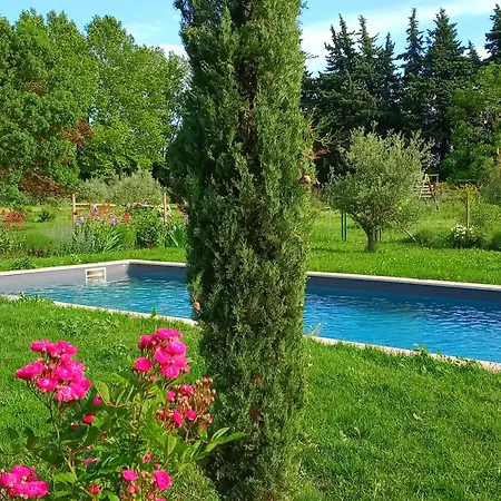 Holiday home Mas De Karlotte Pernes-les-Fontaines